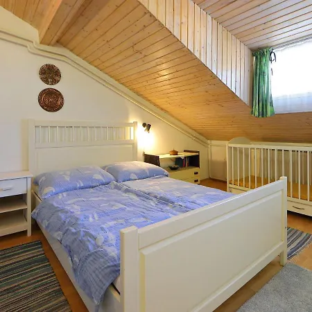 度假居 Mandorle By Interhome *